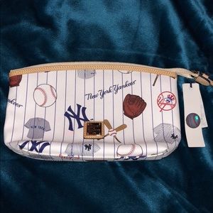 Dooney & Bourke NY Yankees